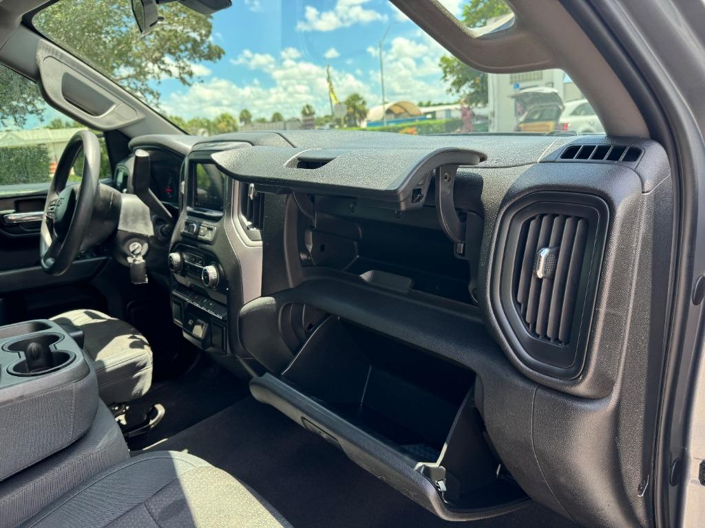 2019 Chevrolet Silverado 1500 Custom - Photo 12