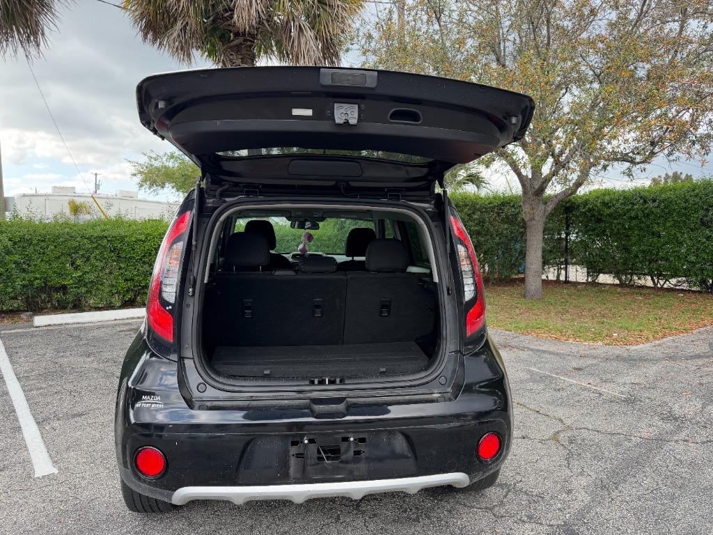 2017 Kia Soul + - Photo 13