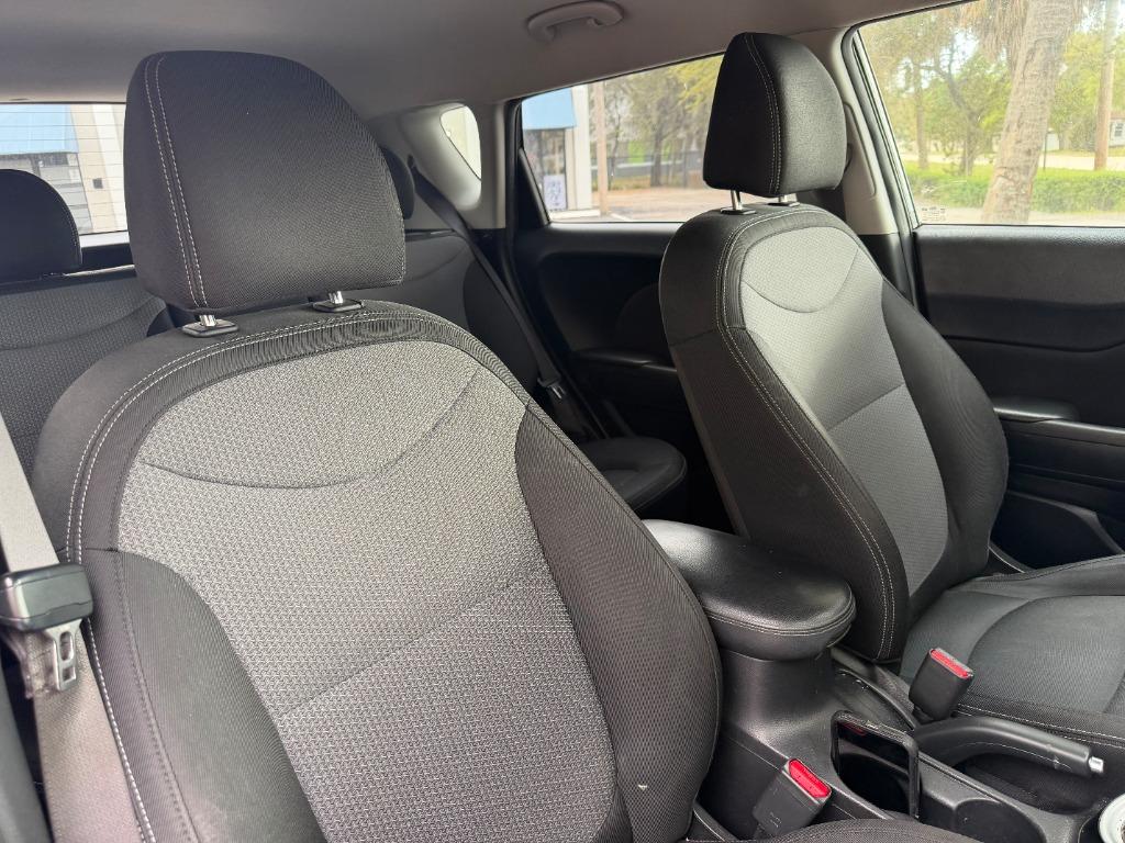 2017 Kia Soul + - Photo 8
